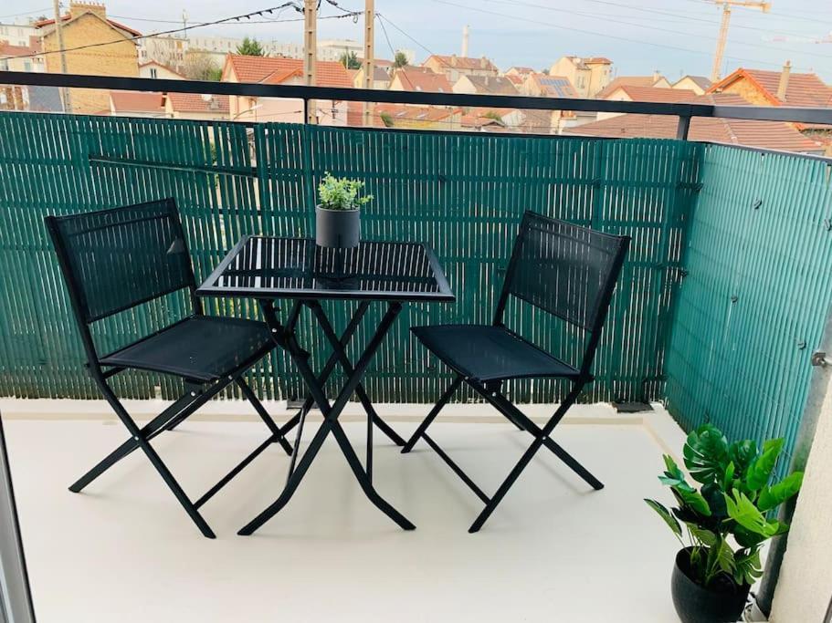 Appartement T2 Ideal Pour Familles Ou Sejour D Affaire Argenteuil Exterior photo